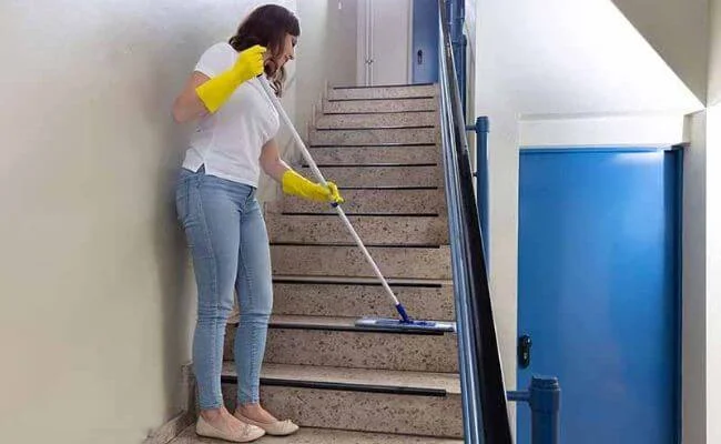 Thi Công Nẹp Chống Trơn Cầu Thang Đơn Giản Với 5 Bước (2)
