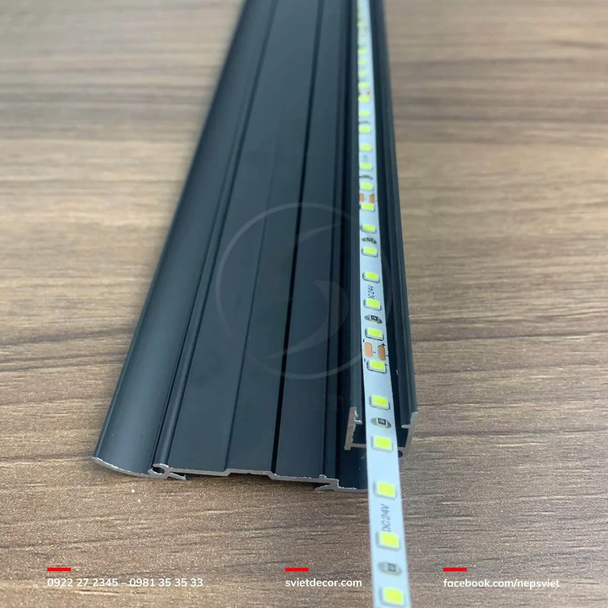 Nẹp nhôm chống trượt đèn LED