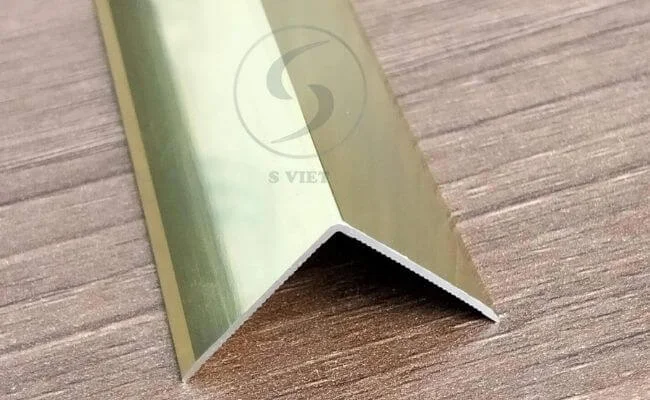 Nẹp nhôm V màu vàng bóng